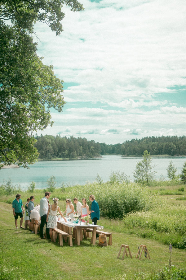 How The Swedish Celebrate Midsummer - Blasta Henriet